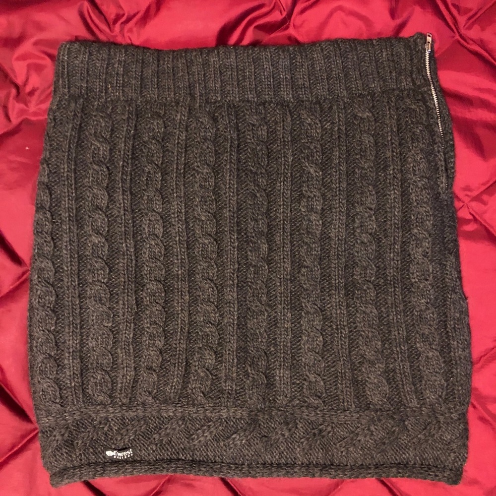 Everest Designs Wool skirt